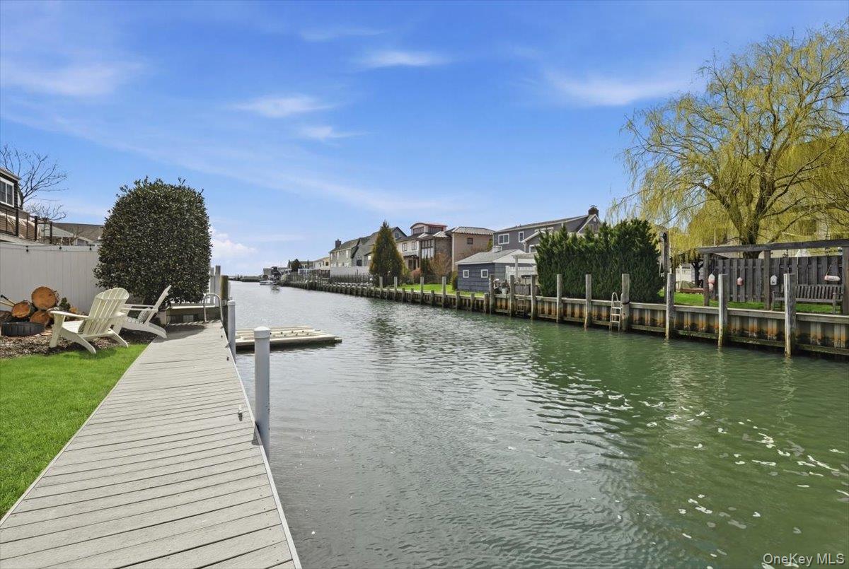 114 Araca Road Babylon, NY 11702 - Photo 42 of 50