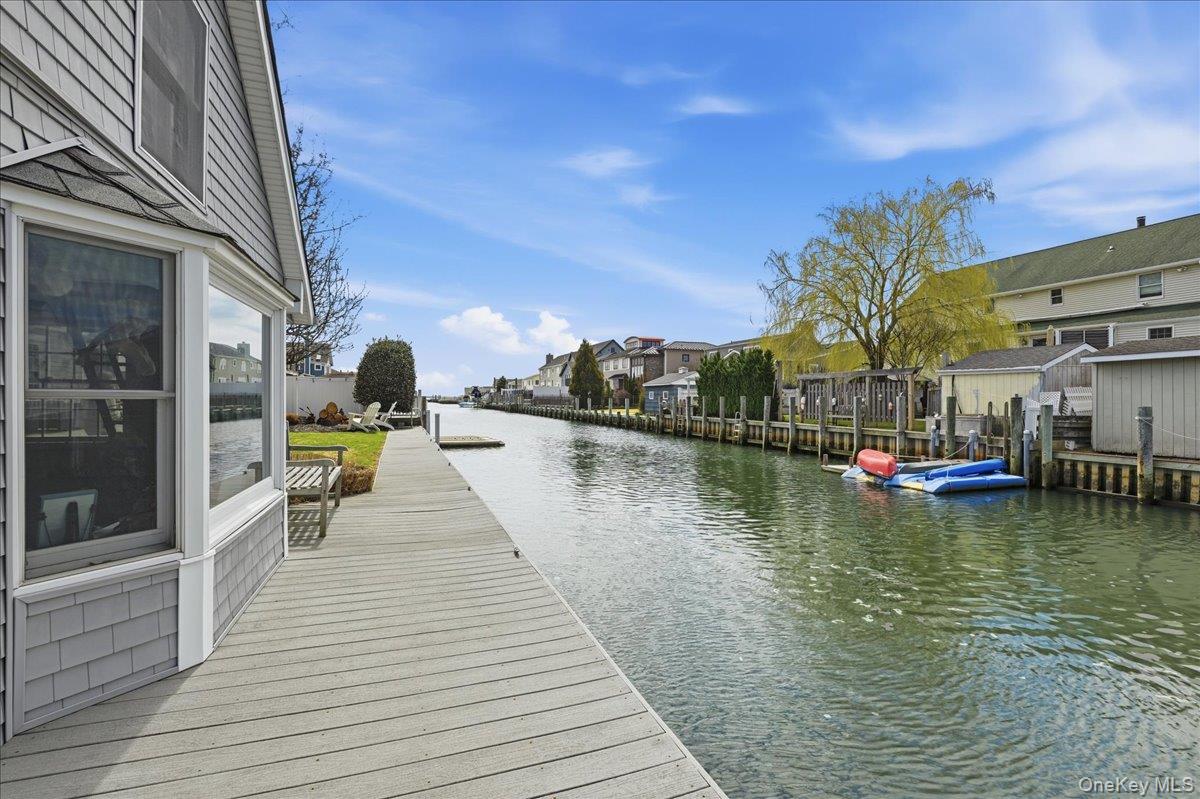 114 Araca Road Babylon, NY 11702 - Photo 43 of 50