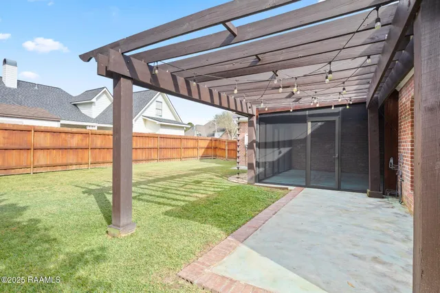 $415,000 | 108 Millcrest Drive, Lafayette, LA 70508