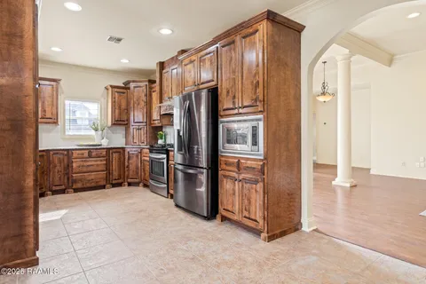 $415,000 | 108 Millcrest Drive, Lafayette, LA 70508