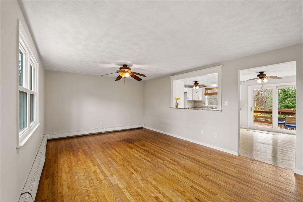 413 Wethersfield Street Rowley, MA 01969 - Photo 13 of 26