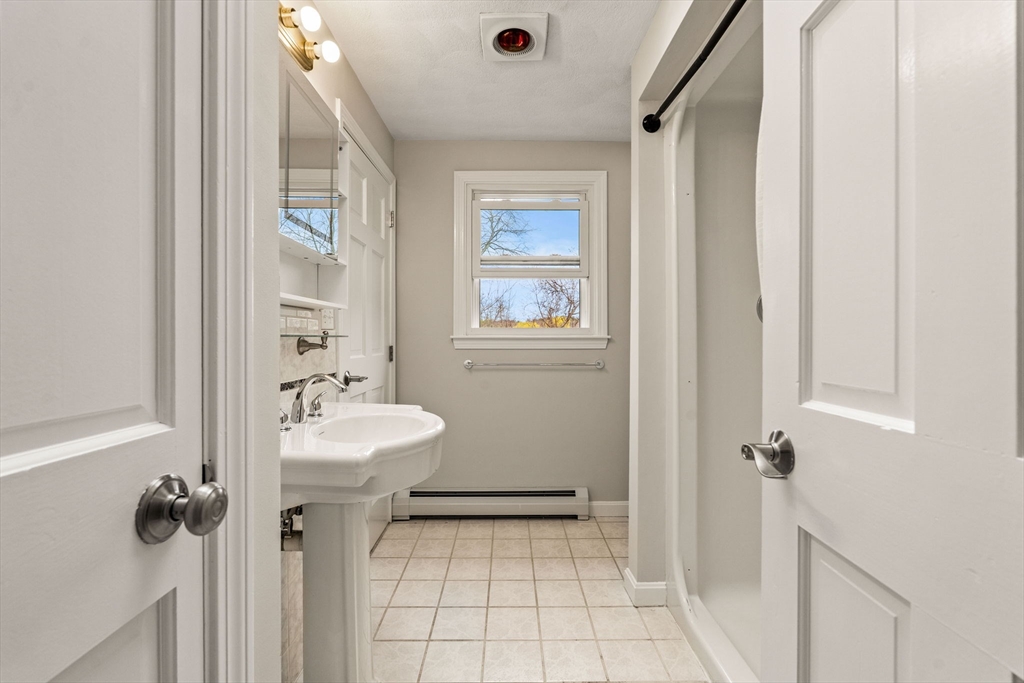 413 Wethersfield Street Rowley, MA 01969 - Photo 22 of 26