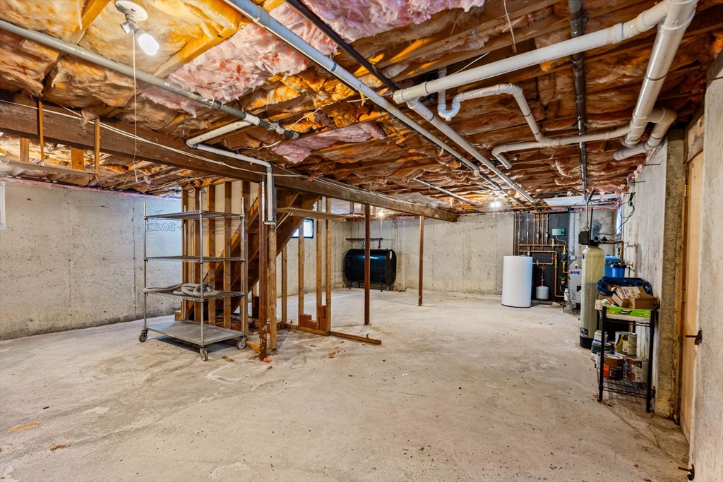 413 Wethersfield Street Rowley, MA 01969 - Photo 25 of 26