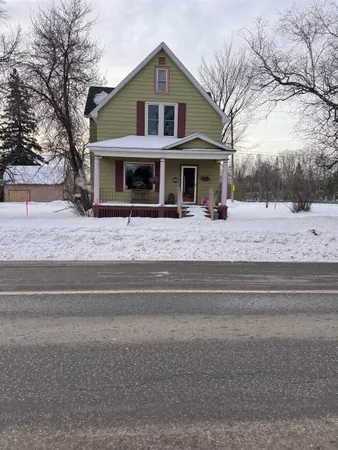 $212,000 | 836 7th Avenue, Two Harbors, MN 55616