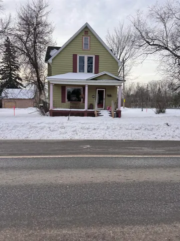 $220,000 | 836 7th Avenue, Two Harbors, MN 55616