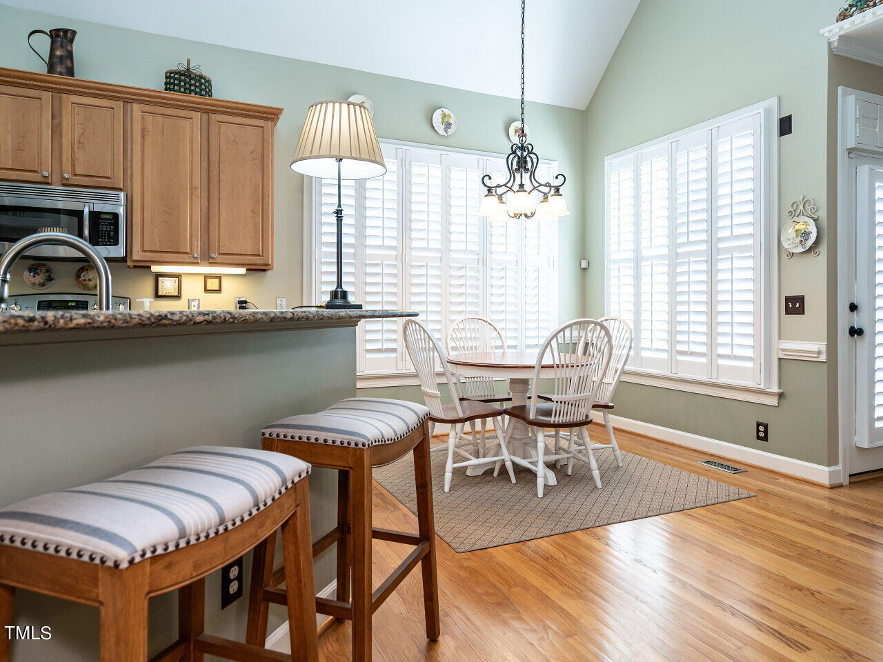 113 Kingsport Road Holly Springs, NC 27540 - Photo 9 of 31 015-1280x960-breakfast-area