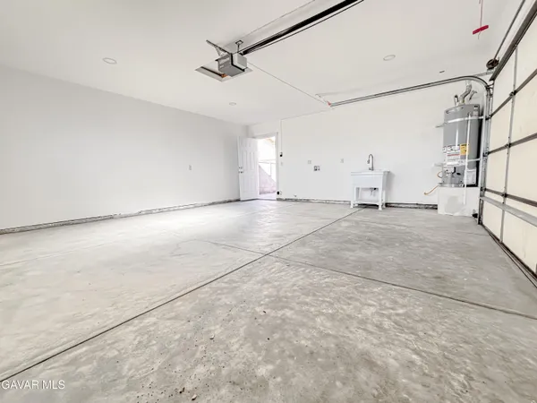 $417,000 | 44714 2nd Street East, Lancaster, CA 93535