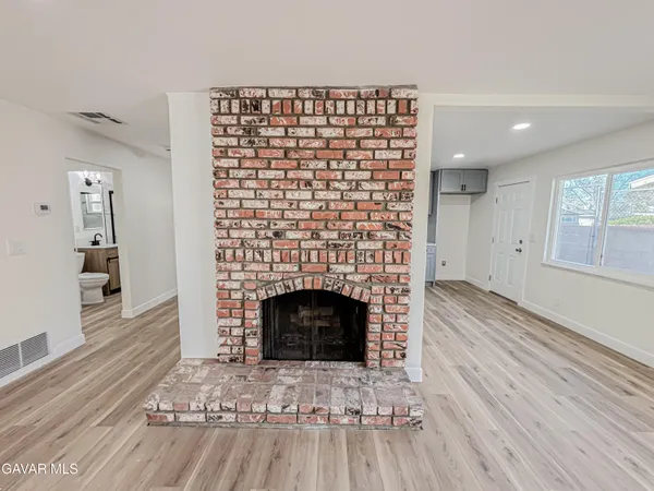 $417,000 | 44714 2nd Street East, Lancaster, CA 93535