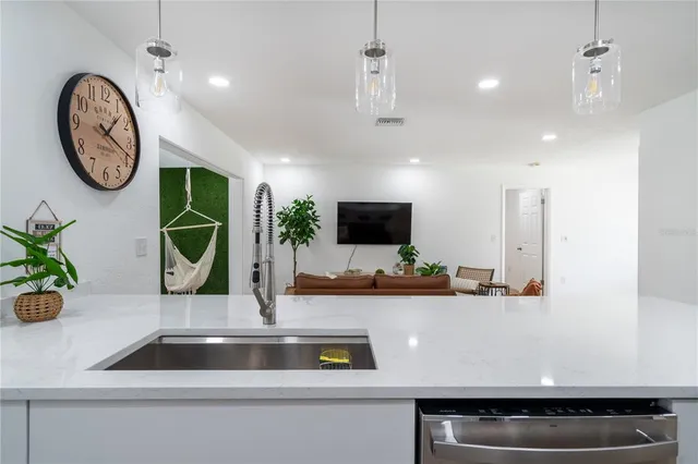 $3,995 | 7354 Biltmore Drive, Sarasota, FL 34231