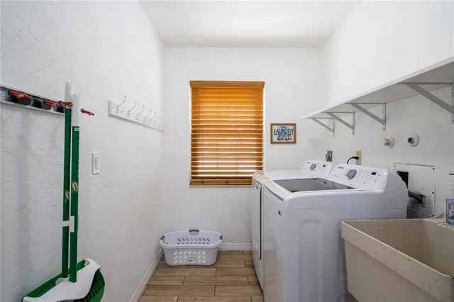 $3,995 | 7354 Biltmore Drive, Sarasota, FL 34231