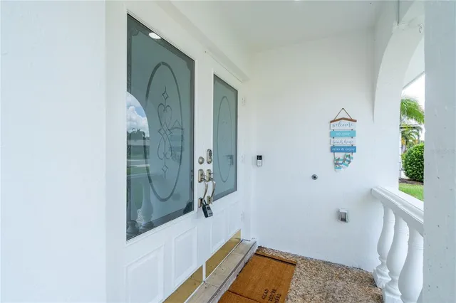 $3,995 | 7354 Biltmore Drive, Sarasota, FL 34231