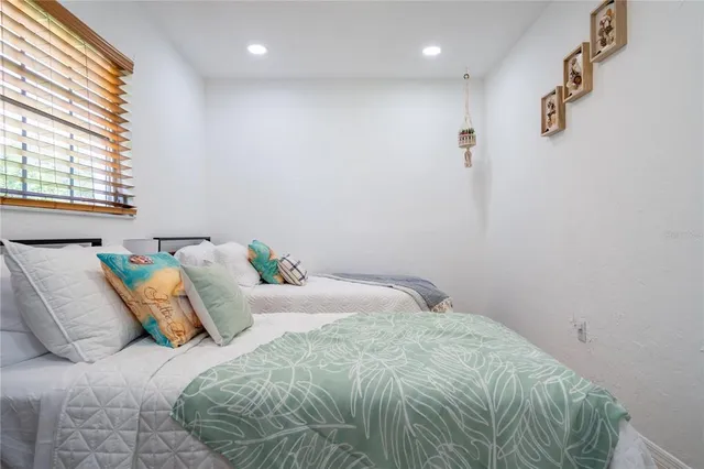 $3,995 | 7354 Biltmore Drive, Sarasota, FL 34231