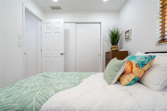 $3,995 | 7354 Biltmore Drive, Sarasota, FL 34231