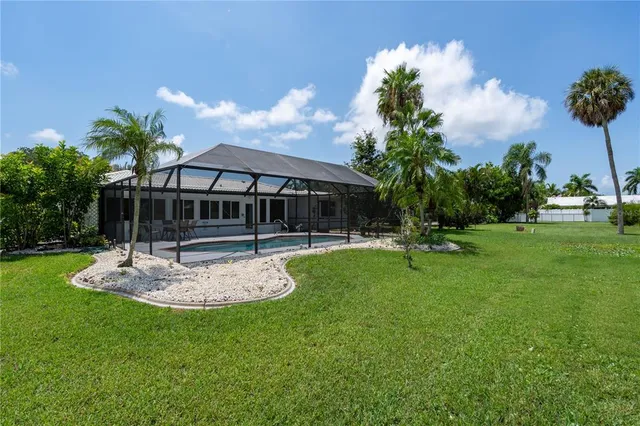 $3,995 | 7354 Biltmore Drive, Sarasota, FL 34231