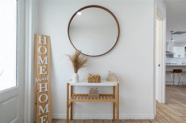 $3,995 | 7354 Biltmore Drive, Sarasota, FL 34231