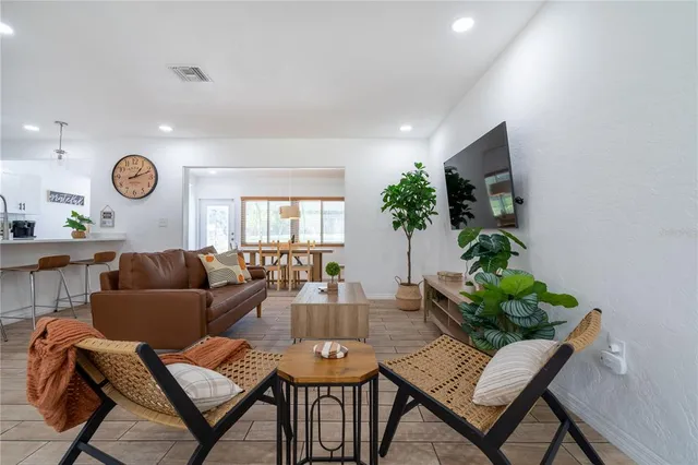 $3,995 | 7354 Biltmore Drive, Sarasota, FL 34231