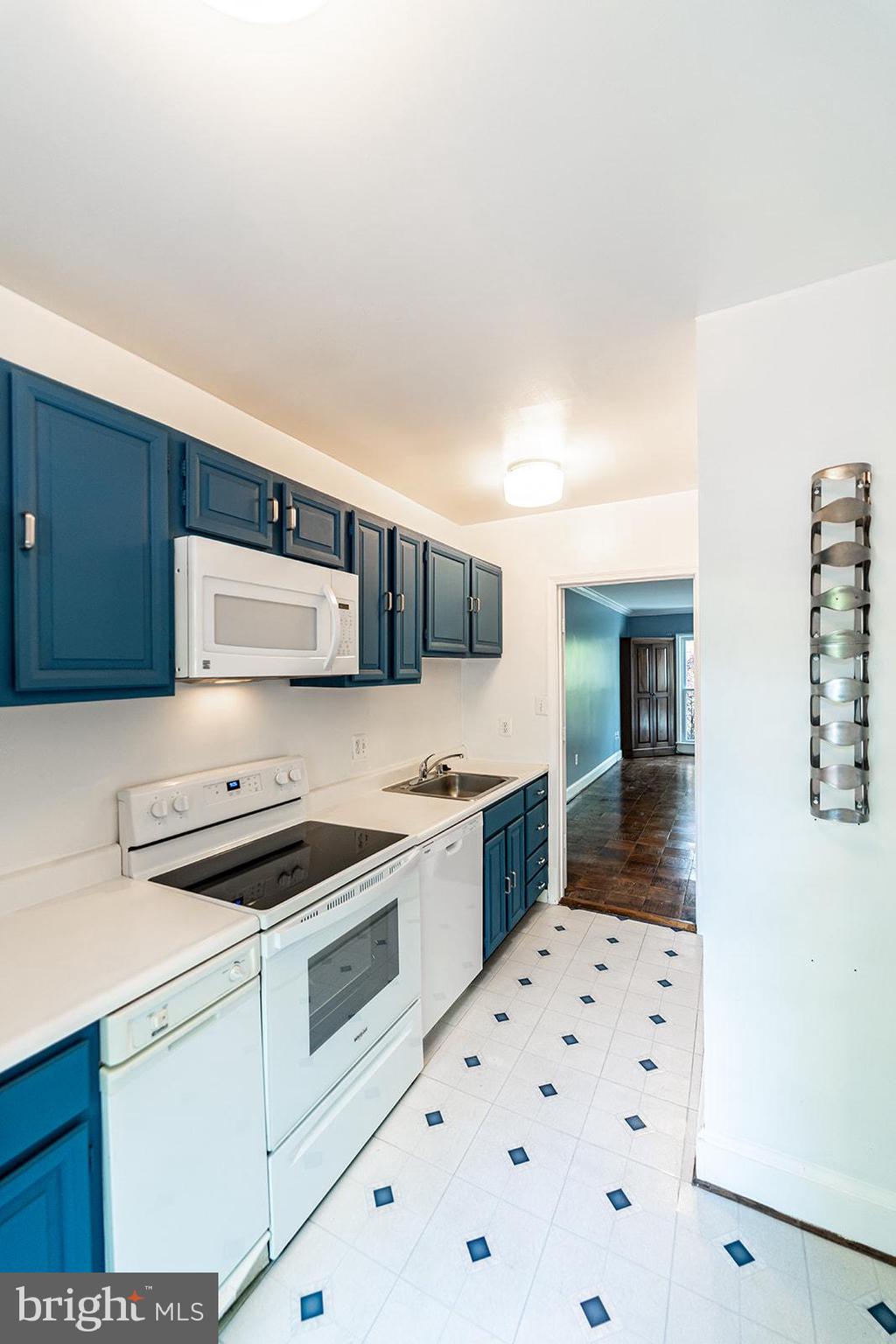 3237 Sutton Place Northwest, Unit A Washington, DC 20016 - Photo 22 of 54