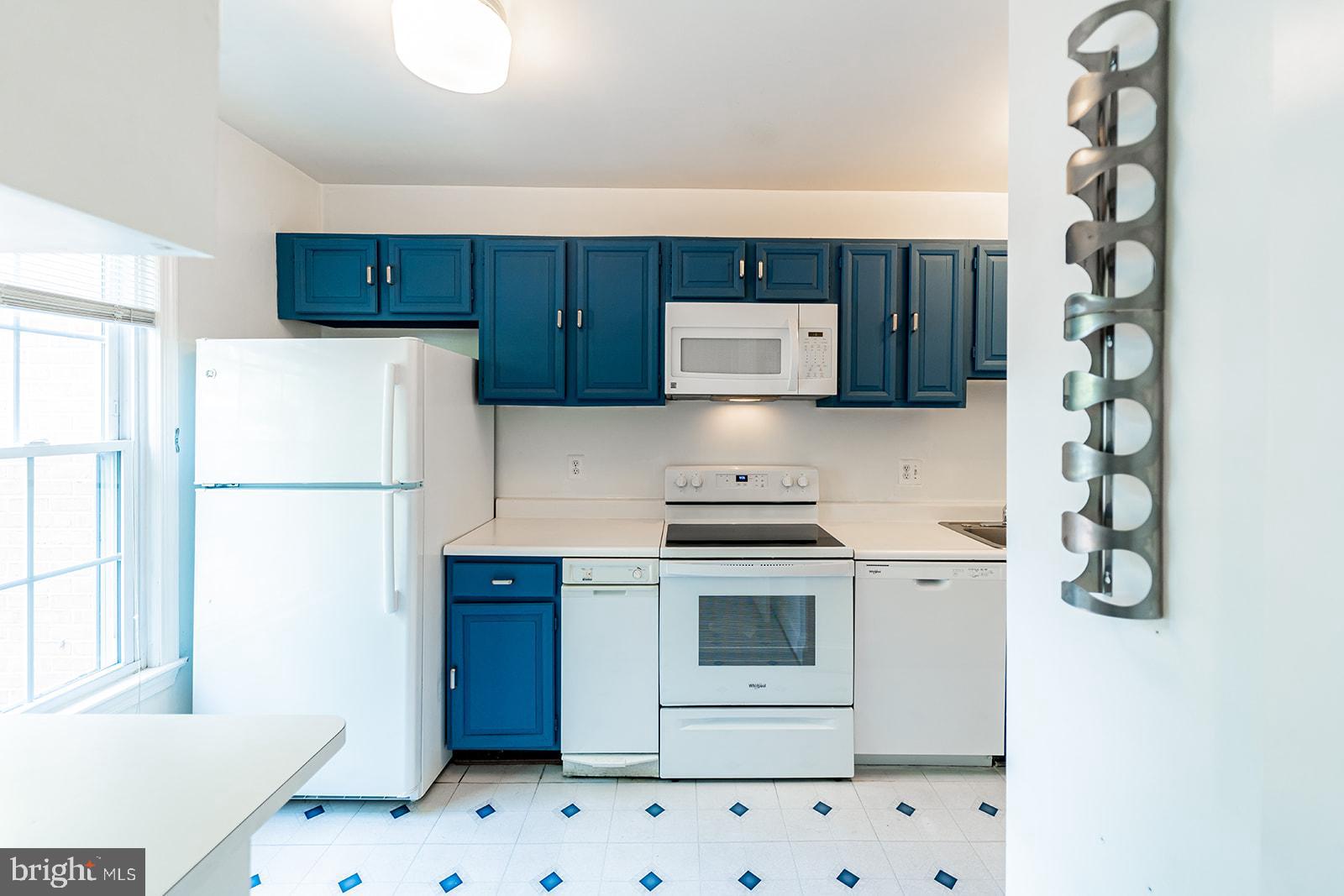 3237 Sutton Place Northwest, Unit A Washington, DC 20016 - Photo 26 of 54 New Appliances!