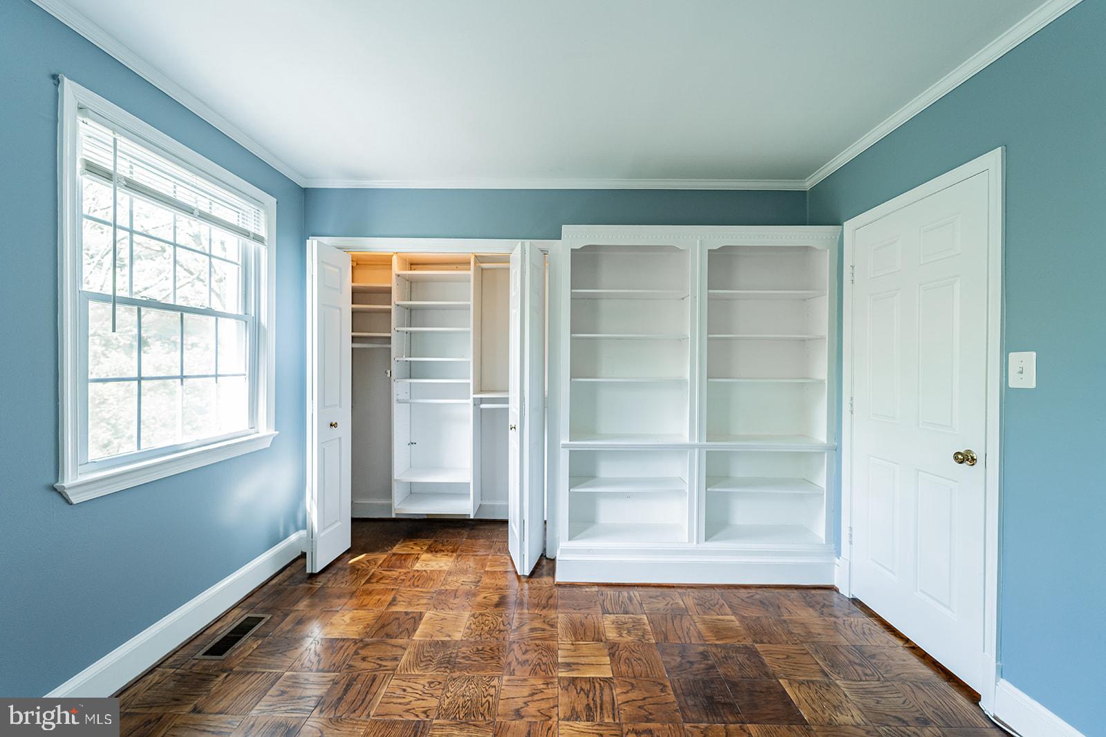 3237 Sutton Place Northwest, Unit A Washington, DC 20016 - Photo 36 of 54 2nd br with plenty of natural light.
