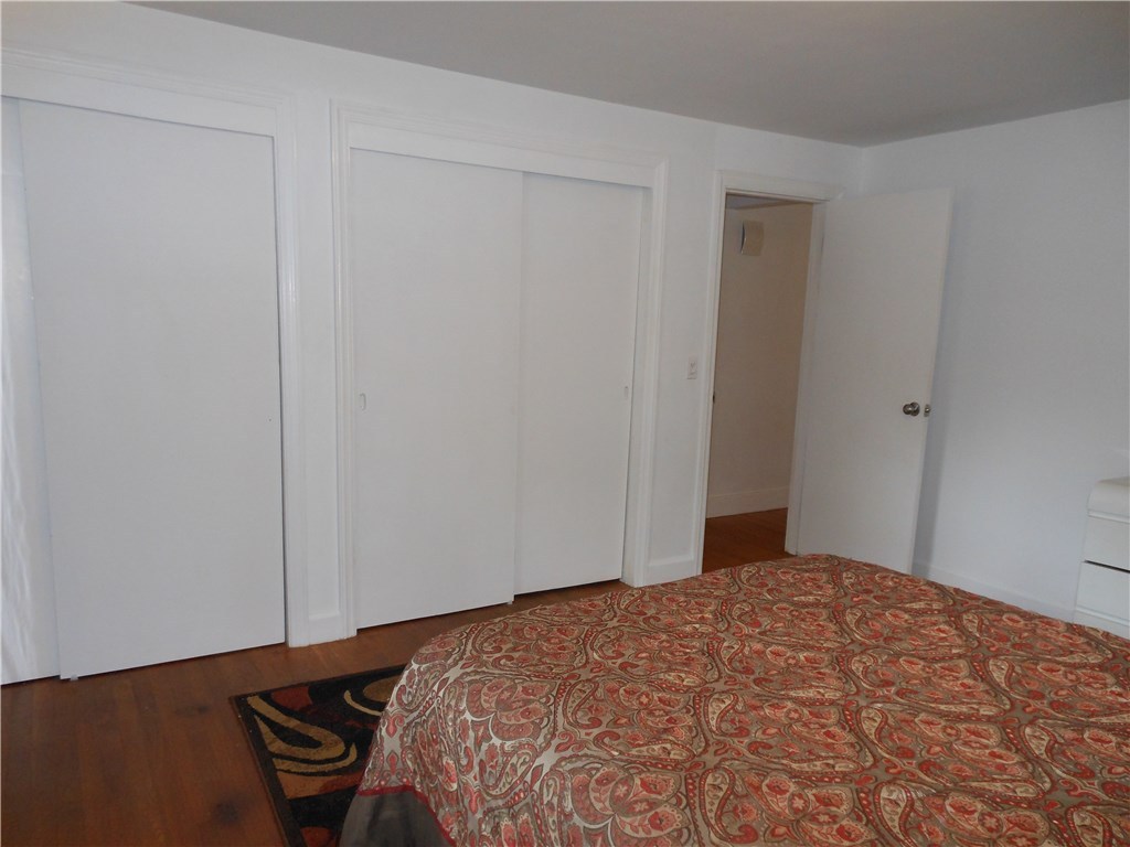 80 Glen Ridge Road Cranston, RI 02920 - Photo 17 of 32