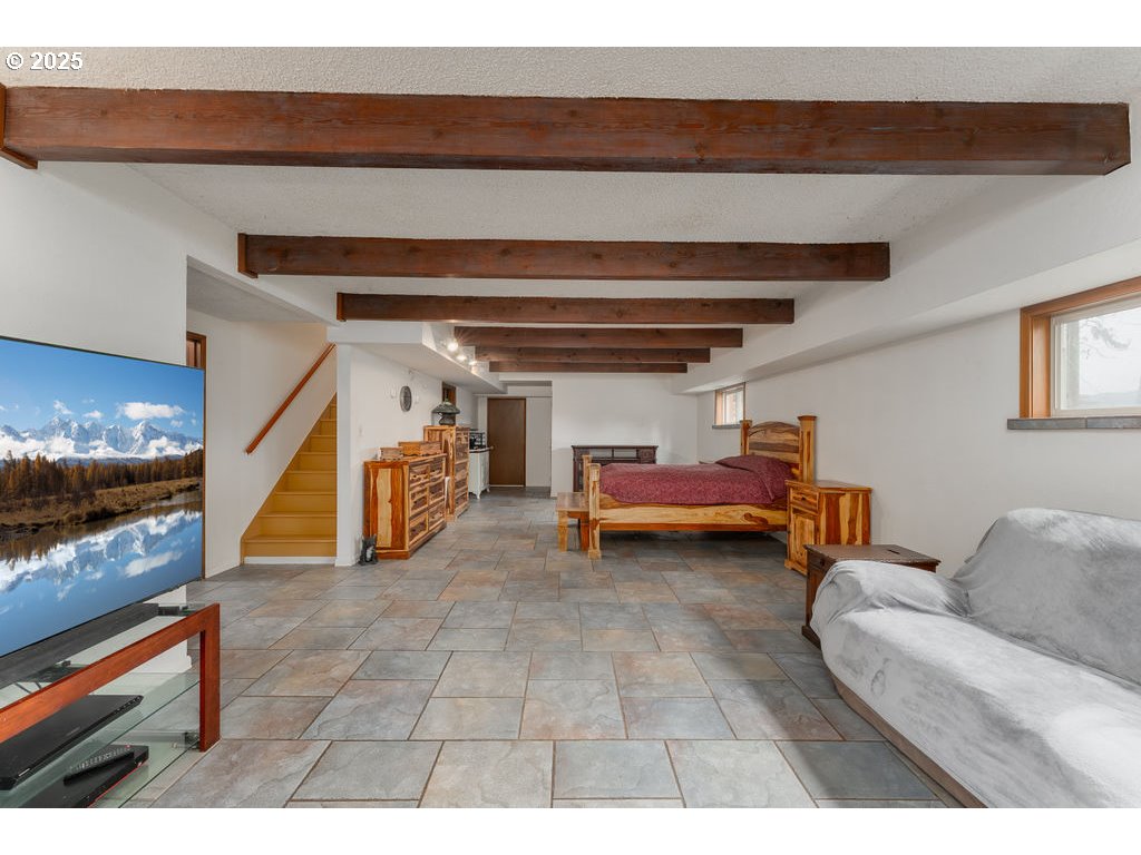 402 Northside Road Sutherlin, OR 97479 - Photo 21 of 46 a living room with furniture and a fireplace