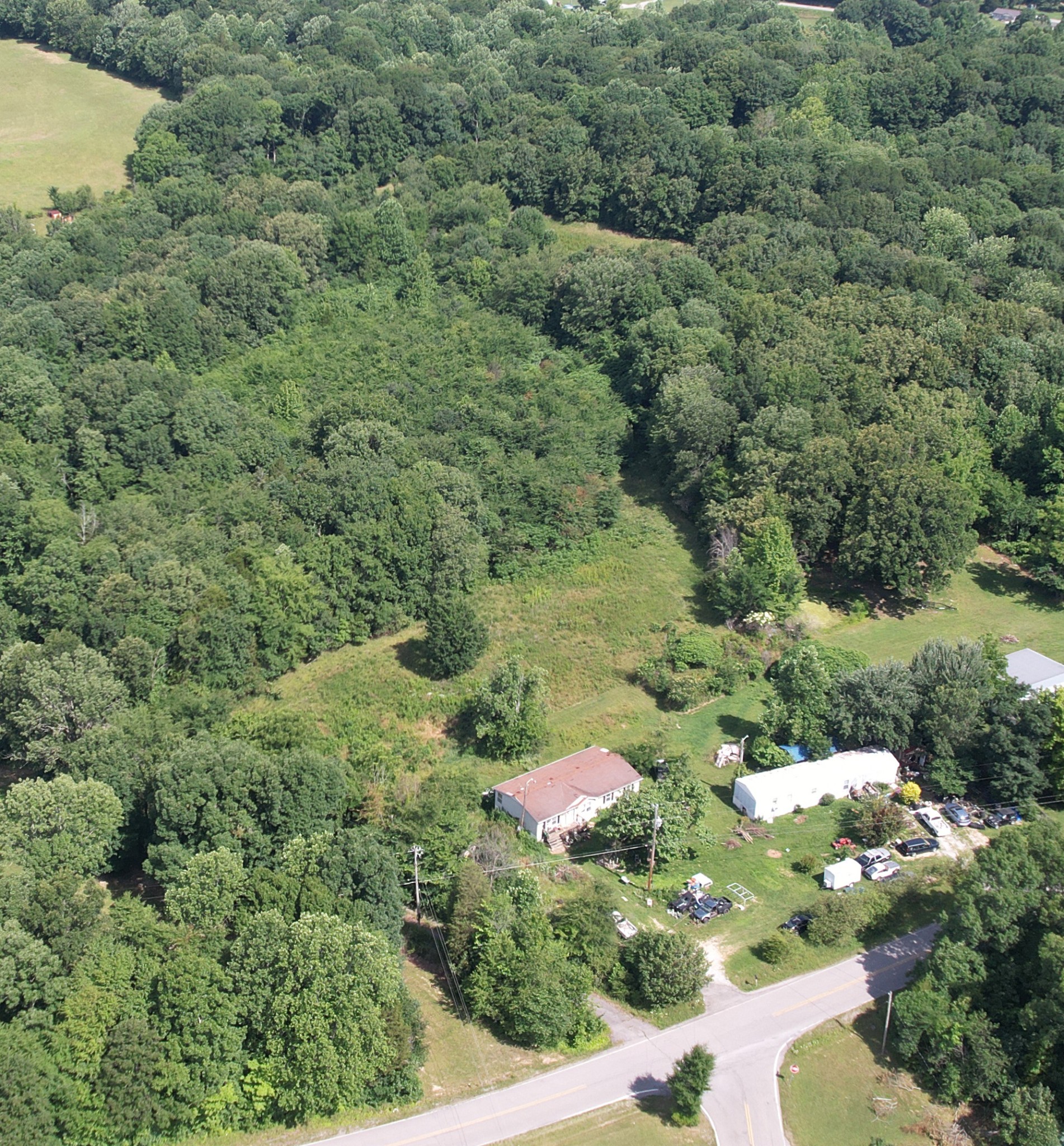 4370 Old Metal Road Palmyra, TN 37142 - Photo 36 of 60