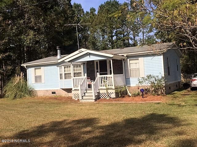 3831 Borough Road Currie, NC 28435 - Photo 2 of 19 Beautiful yard