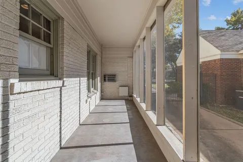 $935,000 | 2516 Shirley Avenue, Fort Worth, TX 76109