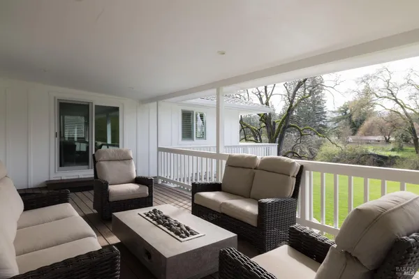 $2,195,000 | 201 Silverado Trail North, St. Helena, CA 94574