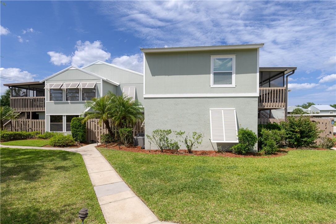 1172 Breezy Way, Unit 5D Sebastian, FL 32958 - Photo 2 of 30