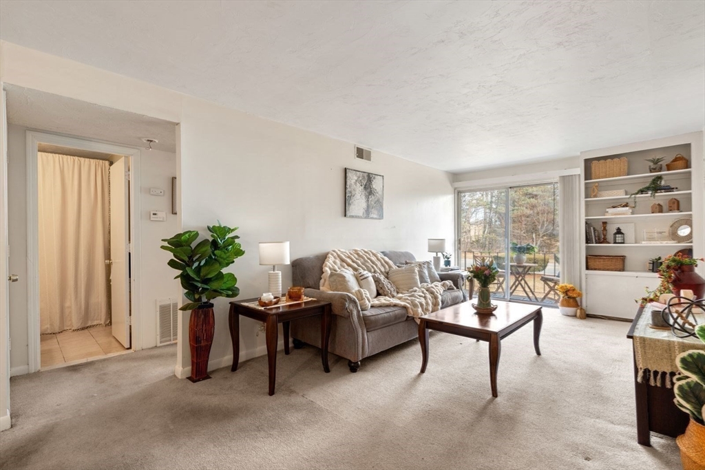 176 Maple Avenue, Unit 124 Rutland, MA 01543 - Photo 10 of 22