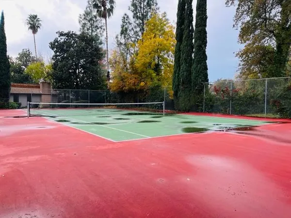 a view of a tennis court