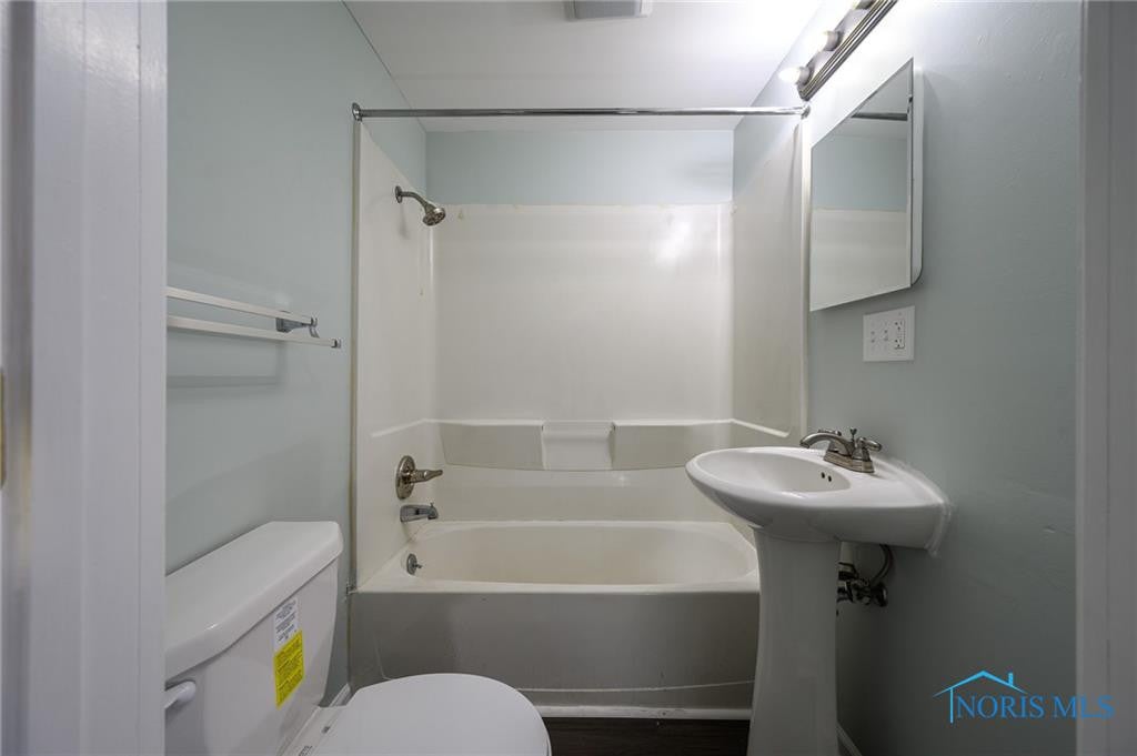 5901 Meade Road Sylvania, OH 43560 - Photo 4 of 17 Gallery Image 4