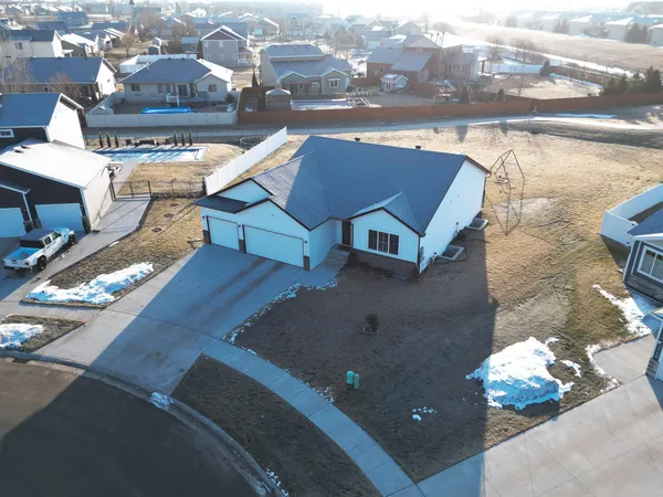 $515,000 | 3760 Merrifield Drive South, Fargo, ND 58104