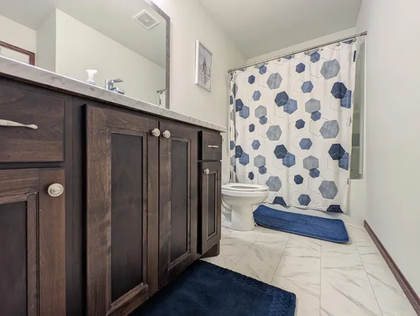 $515,000 | 3760 Merrifield Drive South, Fargo, ND 58104