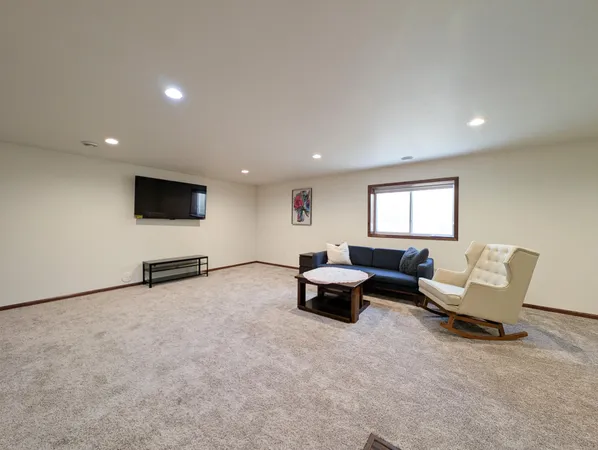 $515,000 | 3760 Merrifield Drive South, Fargo, ND 58104