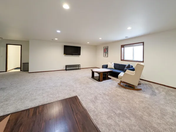 $515,000 | 3760 Merrifield Drive South, Fargo, ND 58104