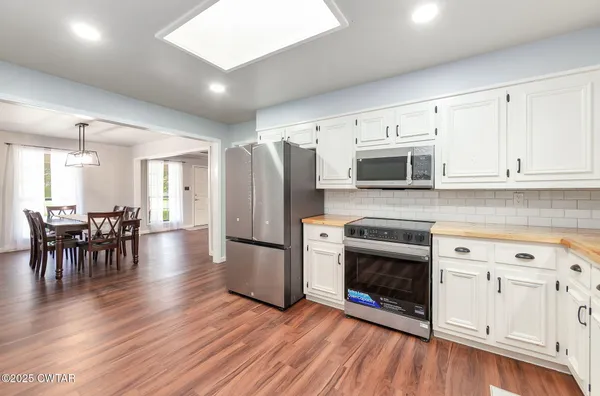 $294,900 | 27 Fox Pond Cove, Jackson, TN 38305