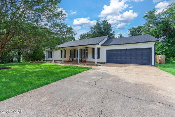 $294,900 | 27 Fox Pond Cove, Jackson, TN 38305