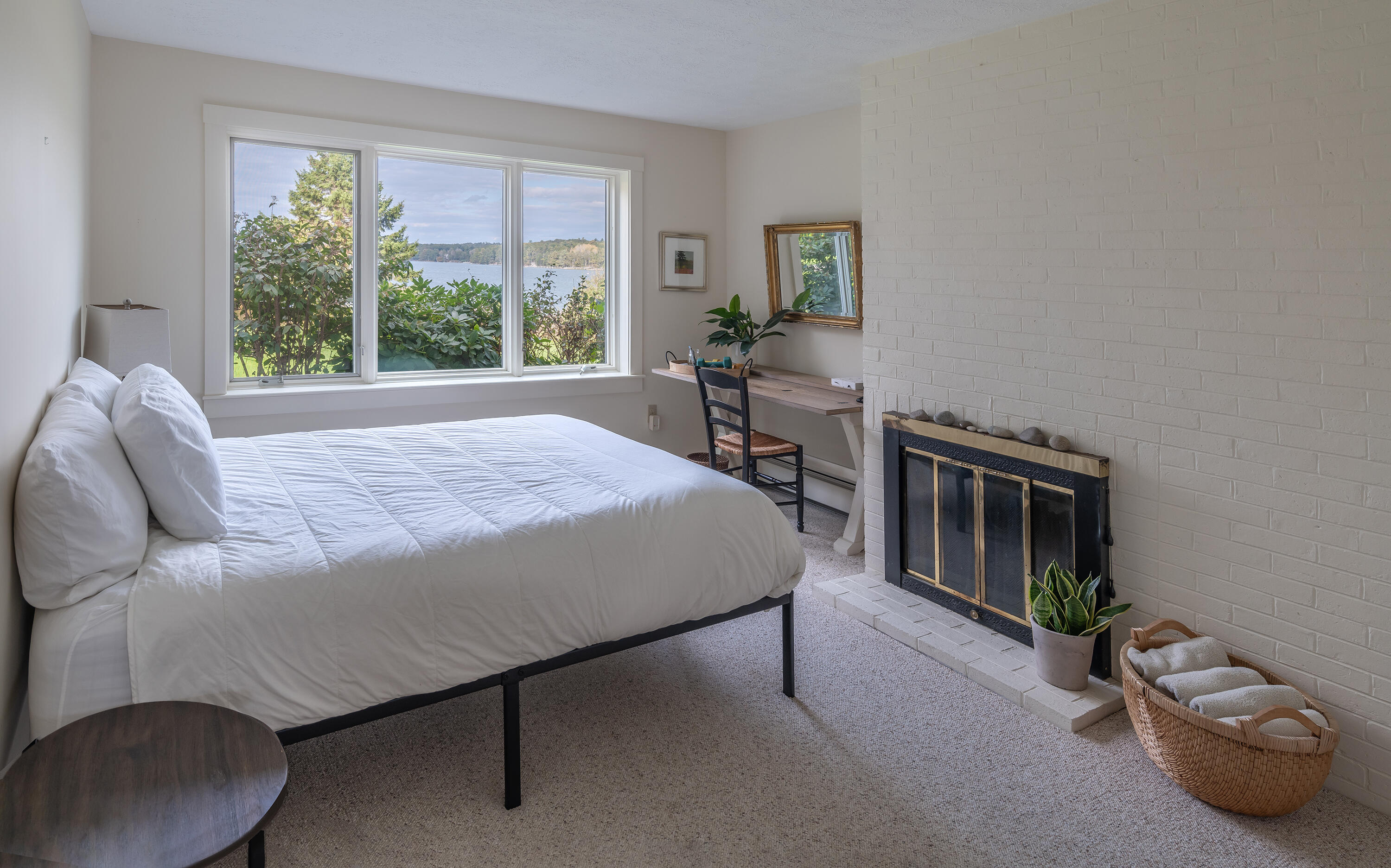 306 East Side Road Boothbay, ME 04571 - Photo 11 of 19 11