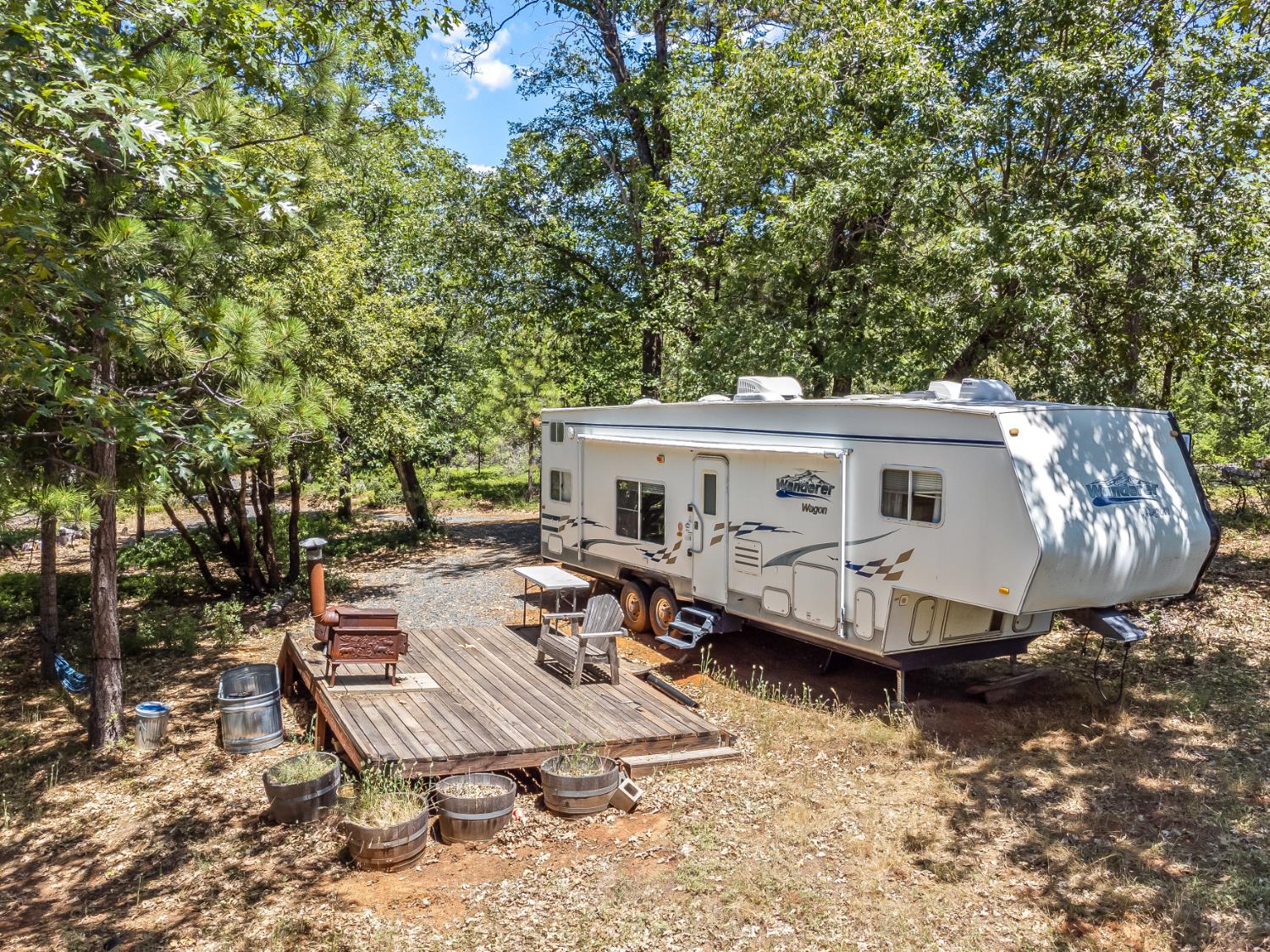 2640 Trail Gulch Road Placerville, CA 95667 - Photo 19 of 37 a view of a patio in backyard