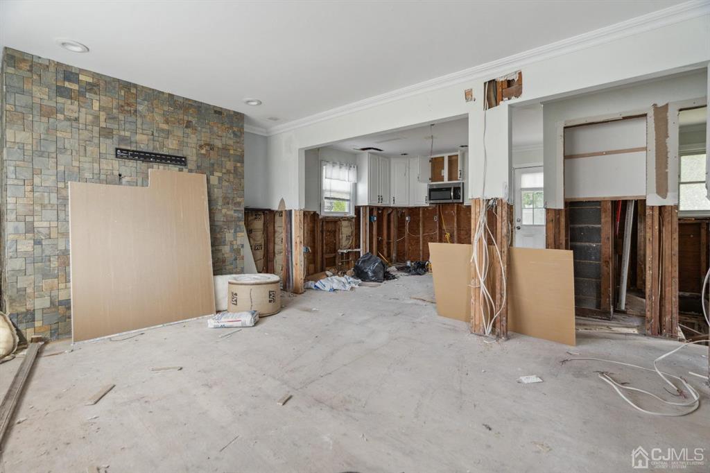 212 Huff Avenue Manville, NJ 08835 - Photo 6 of 22 a view of a livingroom with a furniture