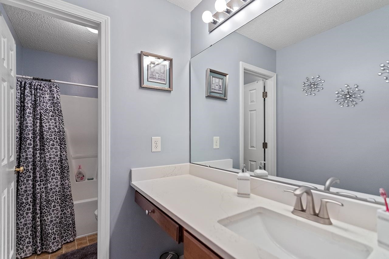 6820 Lakinsville Lane Raleigh, NC 27610 - Photo 32 of 35 Photo 32