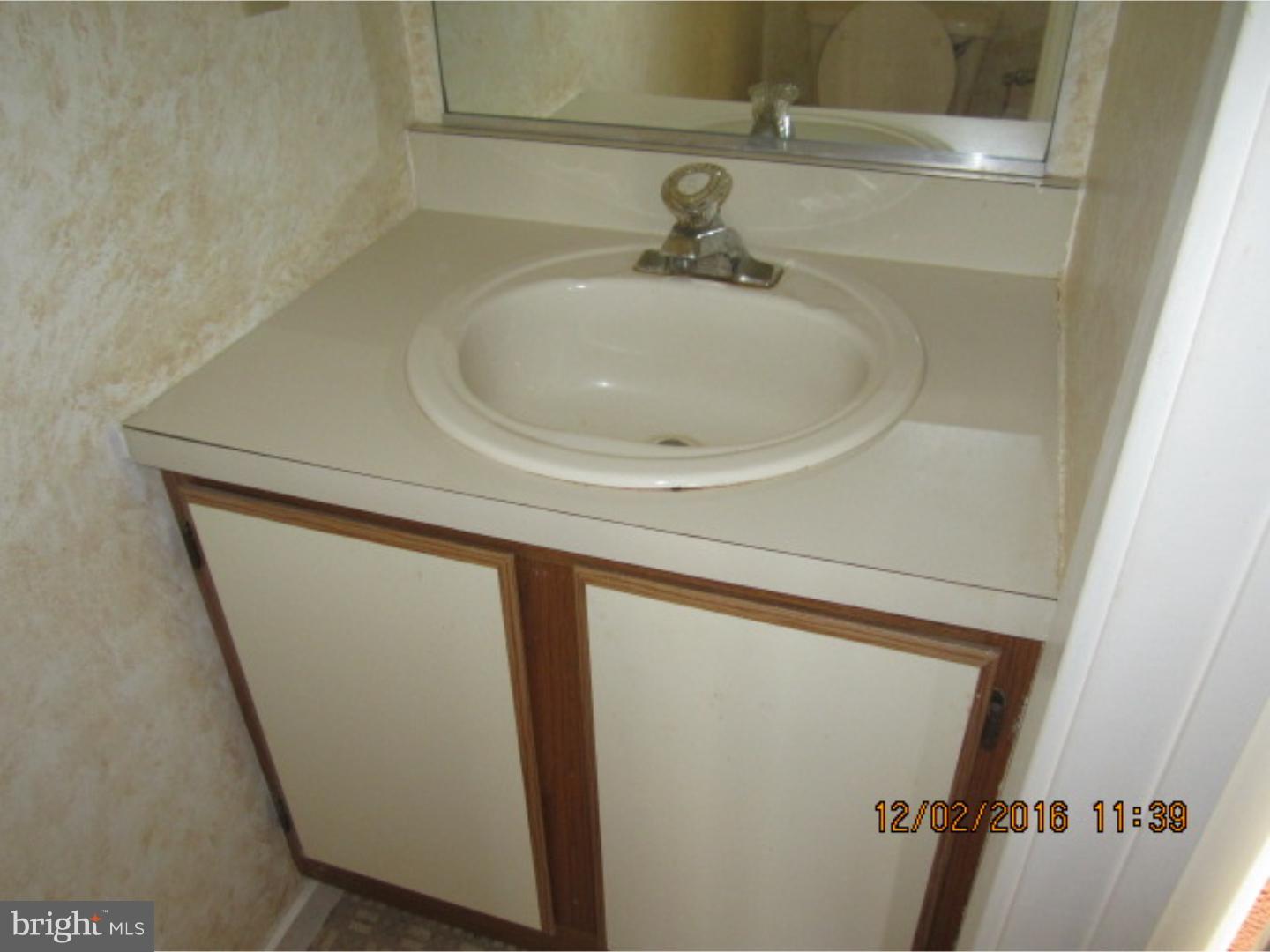 143 Crossing Way Lindenwold, NJ 08021 - Photo 10 of 16 Gallery Image 10