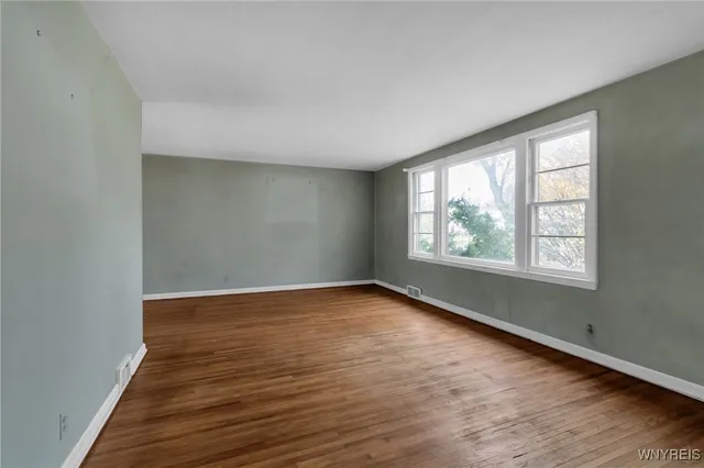 $104,900 | 121 Willow Breeze Road, Buffalo, NY 14223