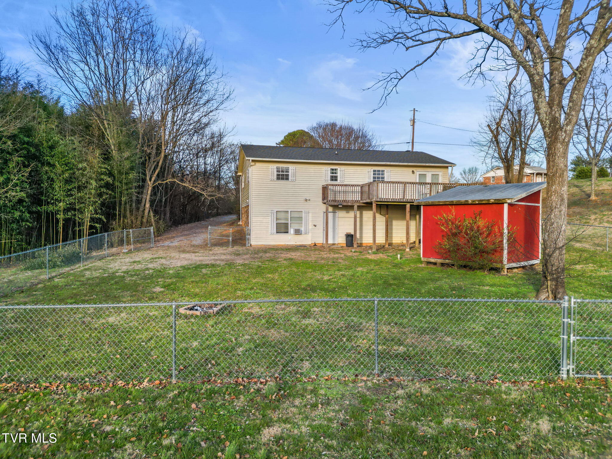 255 Sioux Trail Greeneville, TN 37743 - Photo 5 of 37 5-web-or-mls-DJI_0058