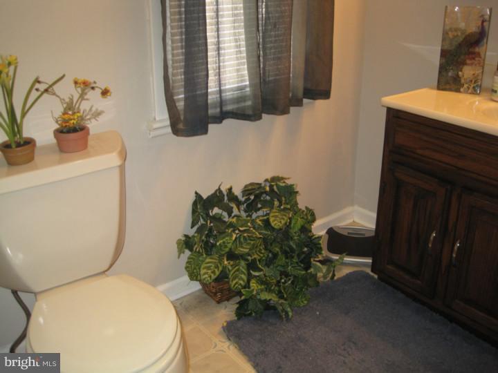 44 Reeger Avenue Hamilton, NJ 08610 - Photo 12 of 15 Gallery Image 12