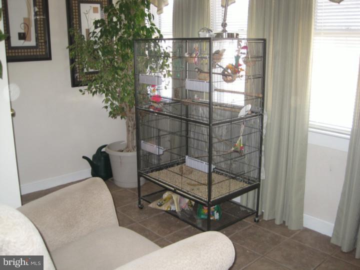 44 Reeger Avenue Hamilton, NJ 08610 - Photo 4 of 15 Gallery Image 4