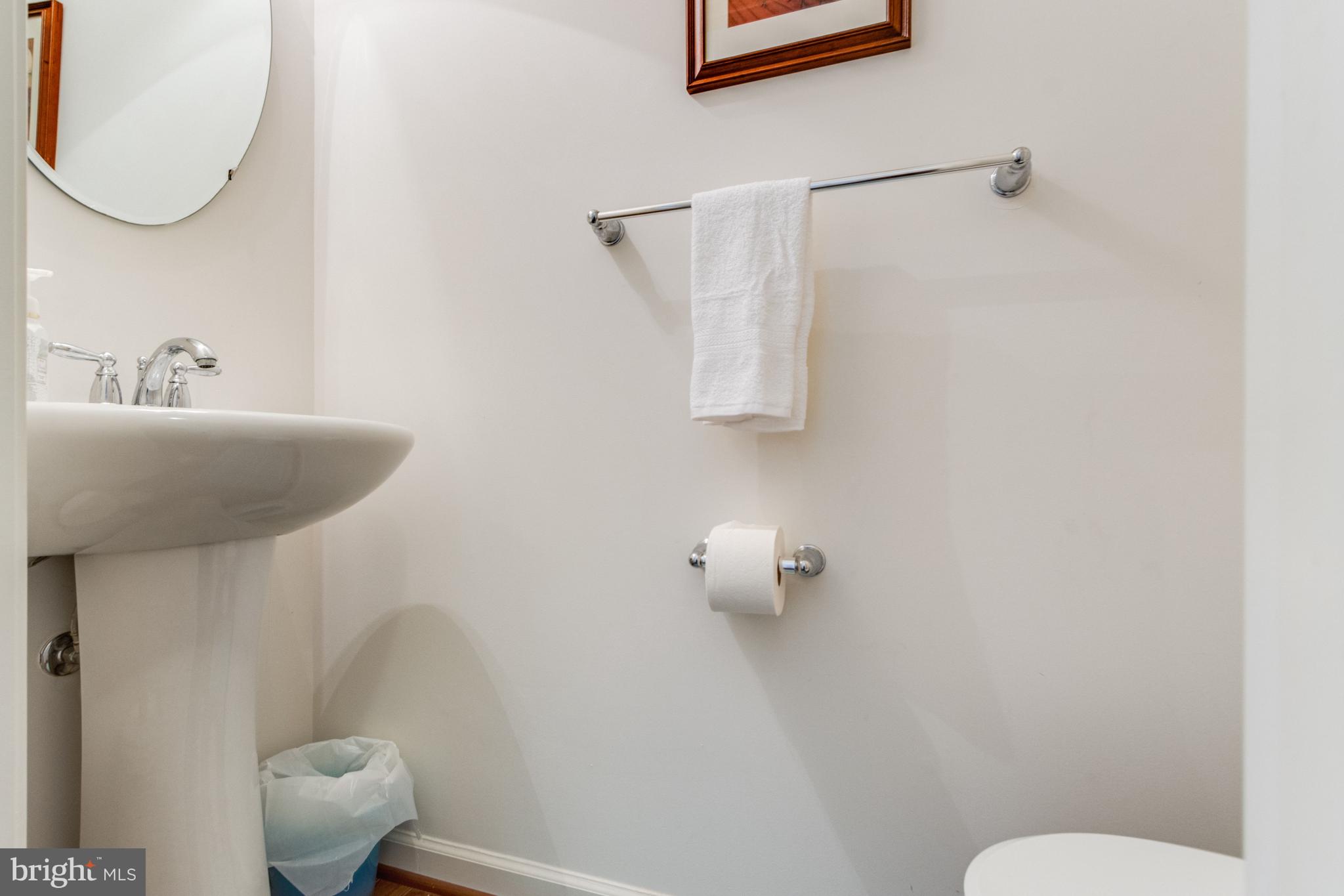 36338 Ridgeshore Lane Millville, DE 19967 - Photo 33 of 56 Powder room