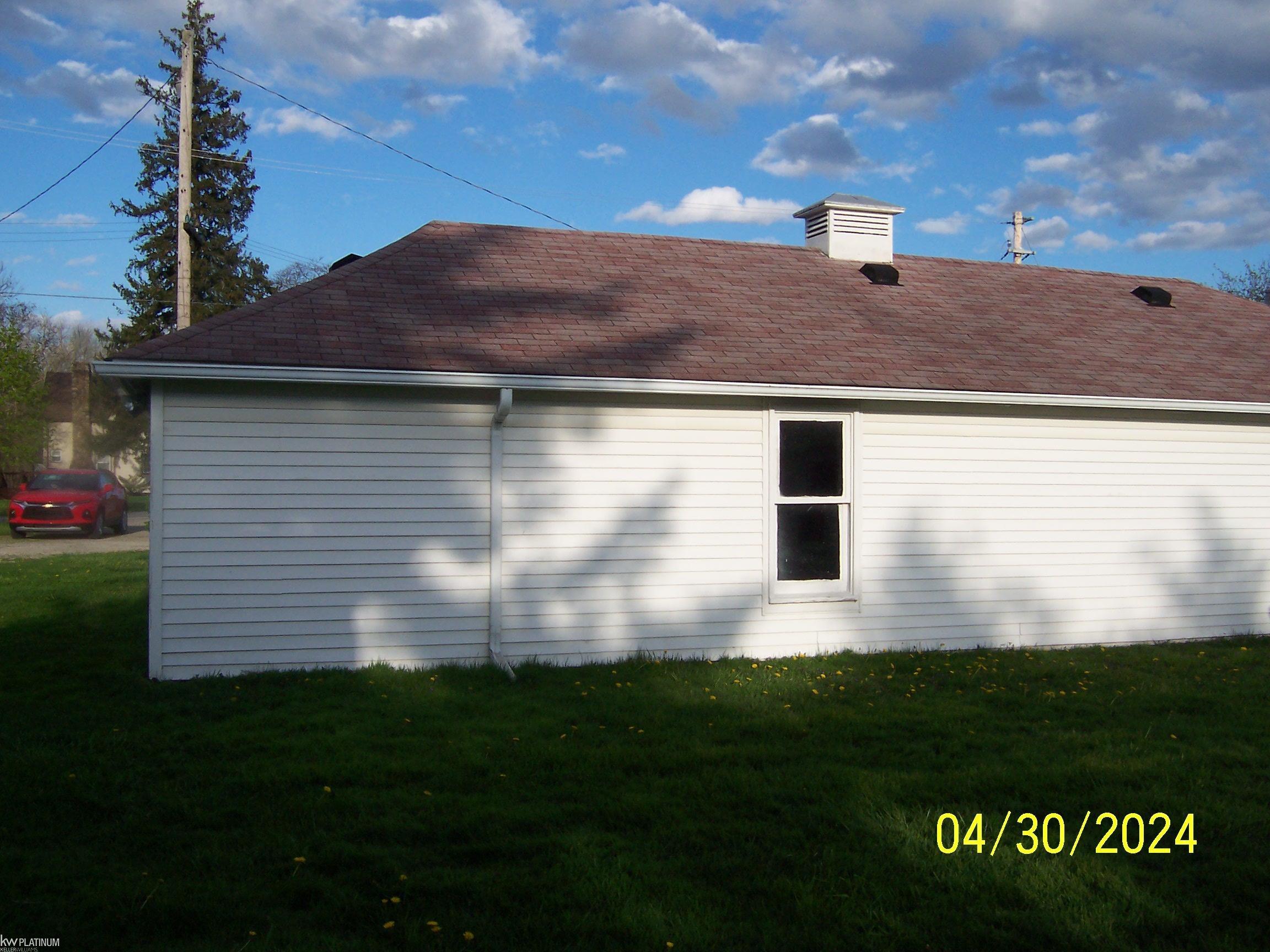 2595 Wales Center Road Goodells, MI 48027 - Photo 15 of 22